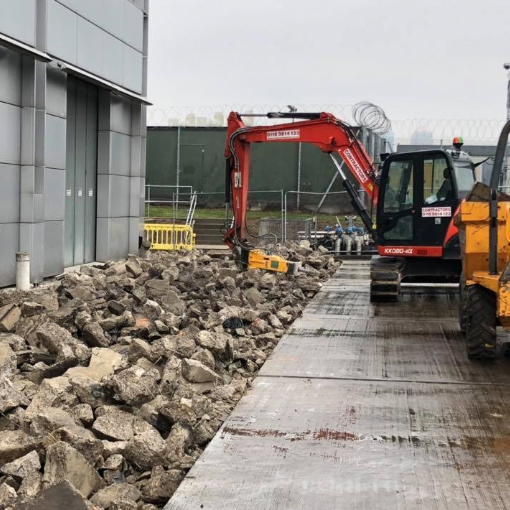 Thames water Reconstruction Road